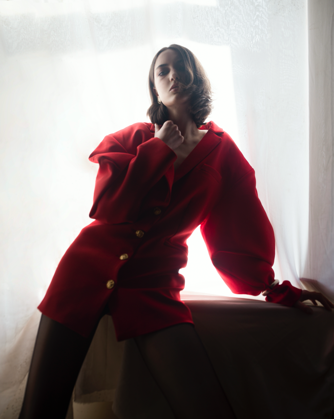 Red Backless Blazer Dress with Puffed Sleeves
